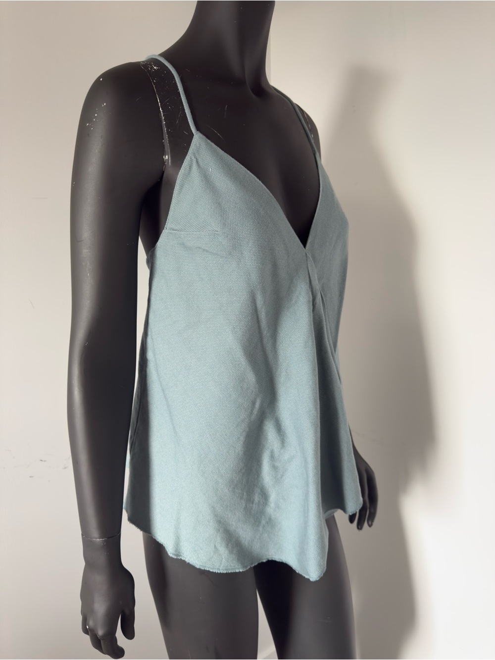 256. Aritzia Jace Light Blue V-Neck Spaghetti Strap Women's Top - Picture 7 of 7